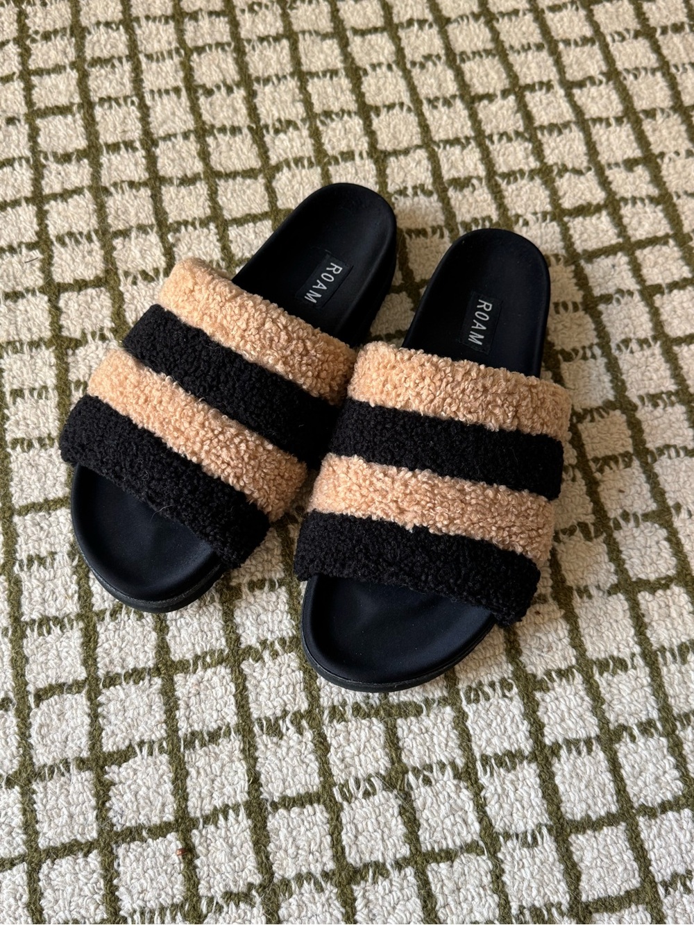 ROAM Women's Black + Tan Fuzzy Prism Striped Slide Sandals